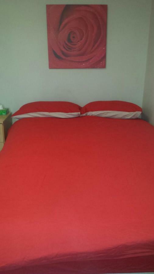 Hotel Court Road House Cardiff Esterno foto
